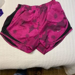 Nike Dri Fit Dry Running Shorts hit pink Lined Women’s S